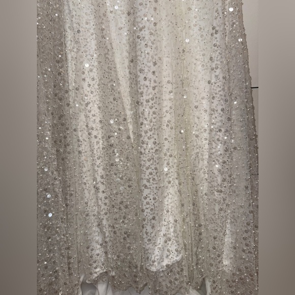 NWT | Mac Duggal 68175 White Embellished Neck Sleeveless Trumpet Gown Size 8 - Picture 9 of 13